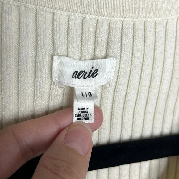 Aerie Ribbed Button Front Long Sleeve Collared Crop Top size Large - Picture 4 of 12